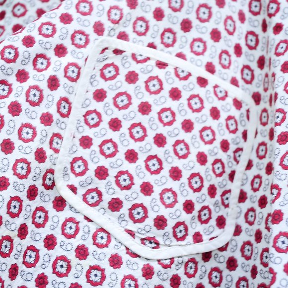 VTG Red & White Floral & Medallion Print Apron - Picture 3 of 8